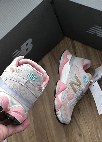 38 Beden ten rengi Renk NEW BALANCE 9060