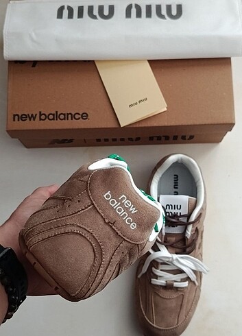 New Balance New balance miu miu