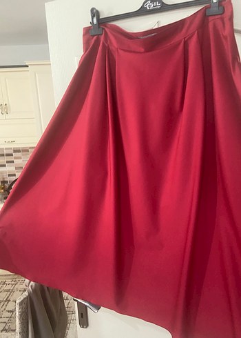 Kırmızı Midi Saten Salaş Etek - Görsel 2