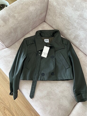 Zara Zara kısa trençkot