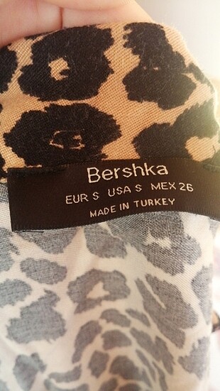 s Beden çeşitli Renk Bershka leopar desenli gömlek