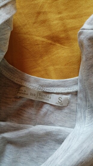 s Beden Bershka crop üst hiç giyilmedi
