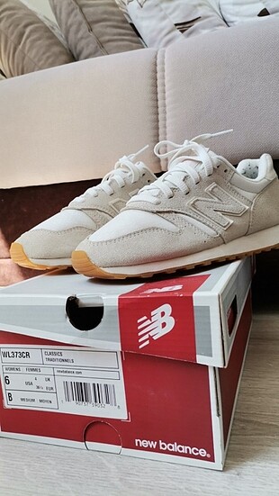 New Balance 373 sneaker