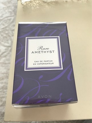Avon parfüm