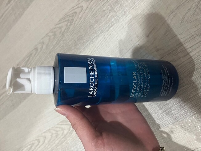 la Roche Posay Yüz yıkama Jeli