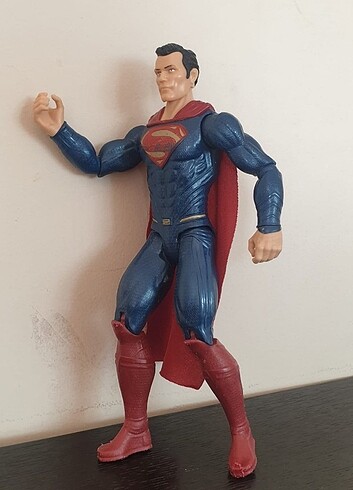  Süperman justine.