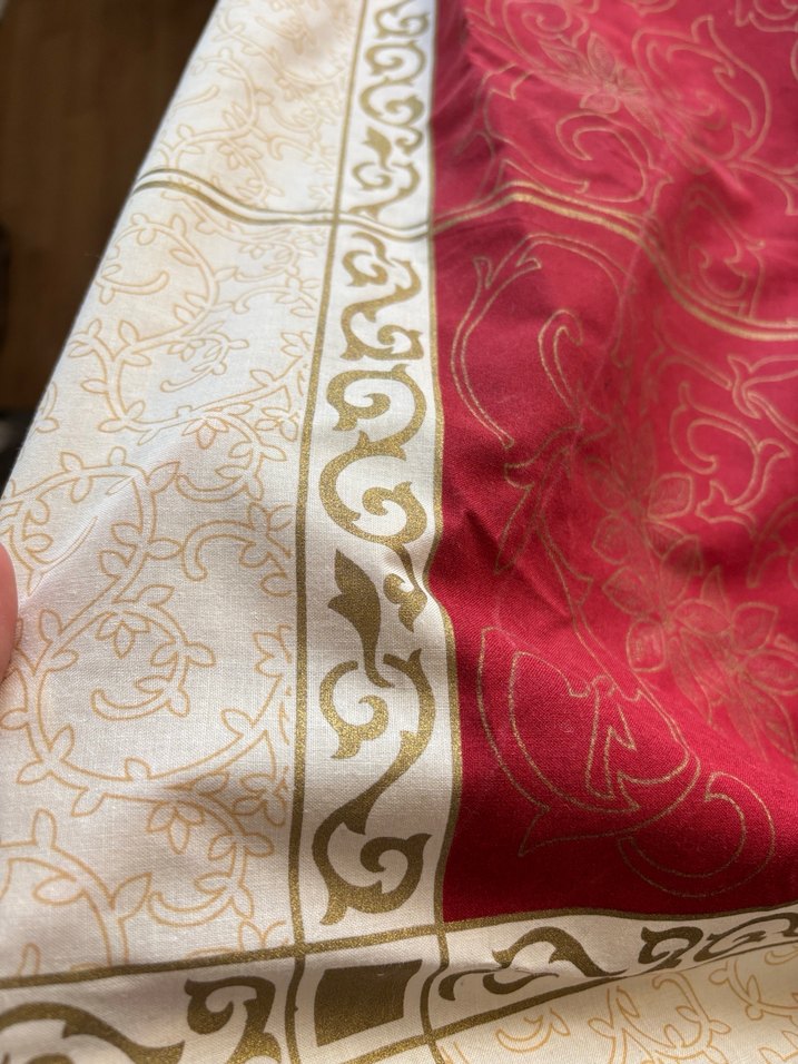 Bordo Açık Renkli Düz masa Örtüsü - Görsel 3