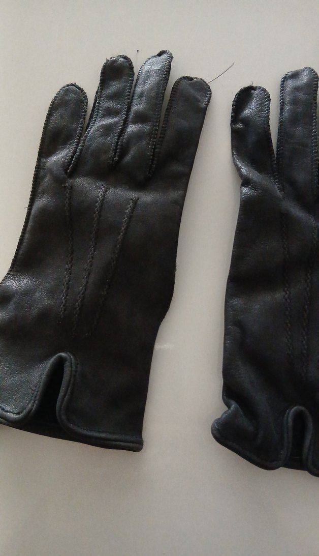 Siyah Deri Kadın Eldiven - Tokalı - Görsel 2