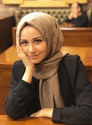 Desenli şal