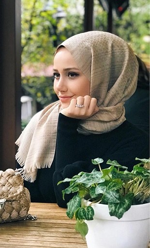 Desenli şal