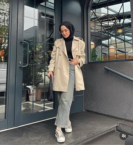 MANUKA TRENÇ