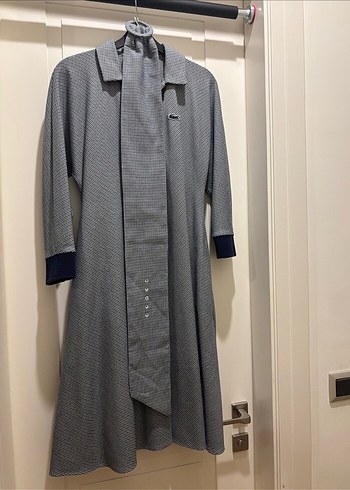 xs Beden Lacoste Gri Kemerli Uzun Kollu Ofis Elbisesi