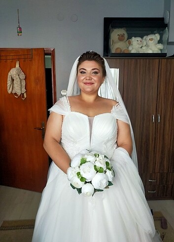 52 Beden Gelinlik