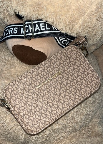 Michael Kors ürünü