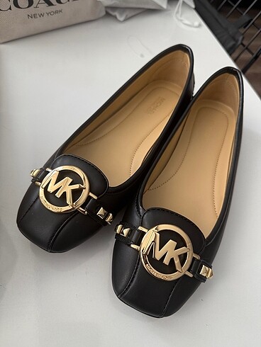 Michael Kors babet