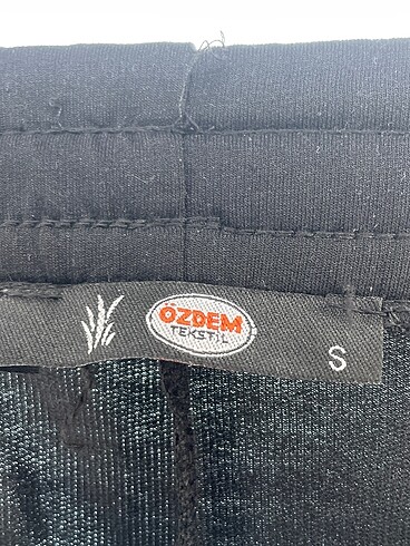 s Beden siyah Renk Diğer Eşofman Altı %70 İndirimli.