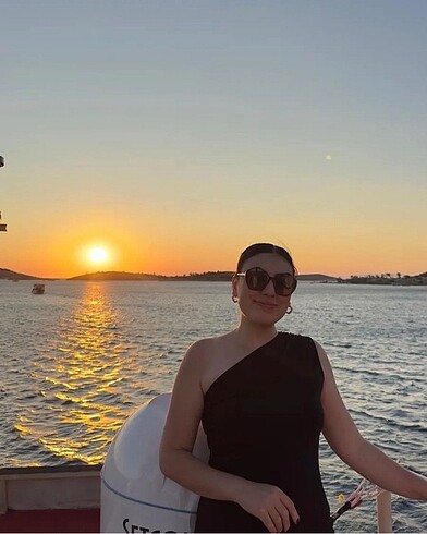 Guess Güneş Gözlüğü