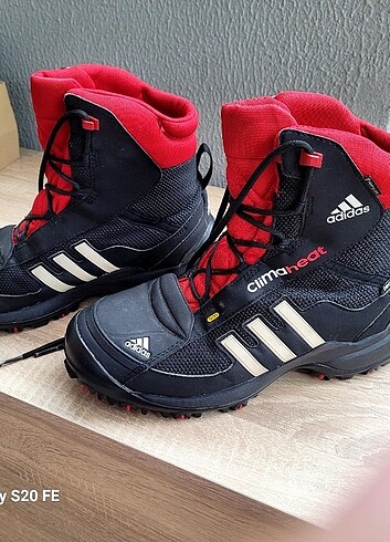Adidas kar botu 