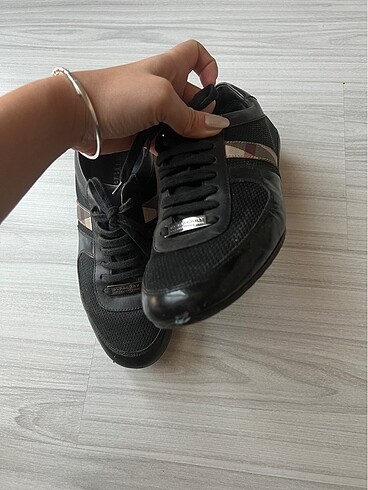 36 Beden siyah Renk Burberry ayakkabı
