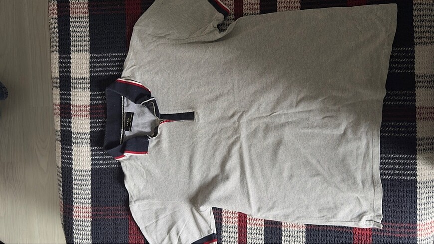 Zara tshirt