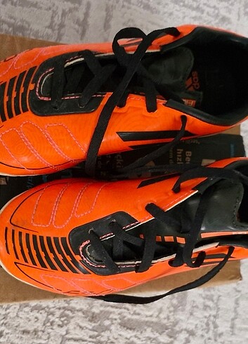 Adidas krampon tertemiz iki kez giyildi - Görsel 5