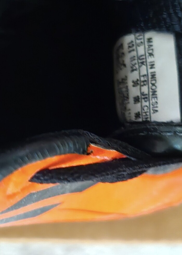 Adidas krampon tertemiz iki kez giyildi - Görsel 3