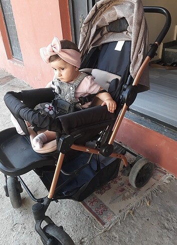 Bebek arabası 