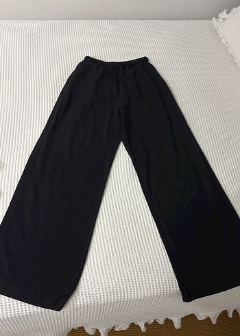 Bershka Rahat Ve Sik Keten Siyah Bol Paca Pantolon