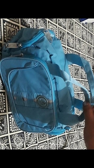 mavi çanta 