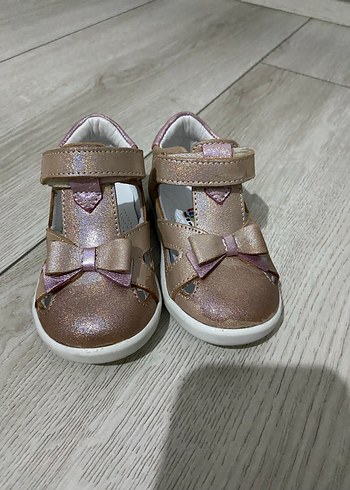 Kız Bebek Kahverengi İlk Adım Ayakkabısı