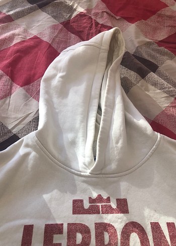 Beyaz Kapüşonlu Baskılı Sweatshirt