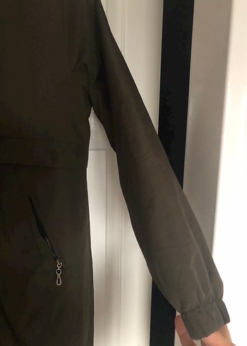 Uzun Kollu Kemerli Kadın mont - Görsel 4