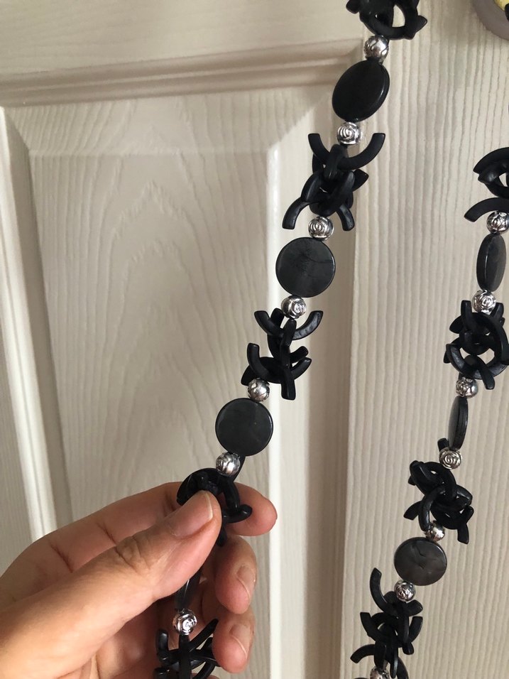 Uzun Siyah  Gotik Boncuklu Kolye - Görsel 4