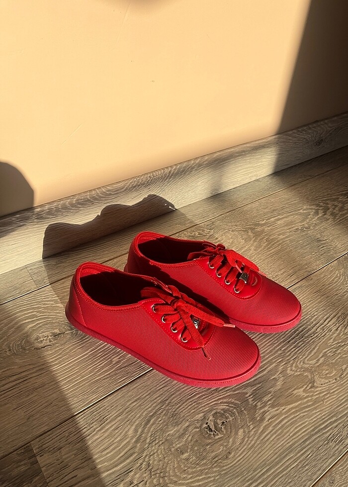 Bambi kırmızı ayakkabı - Görsel 2