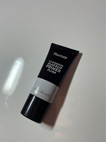 Flormar ILLUMINATING MAKEUP PRIMER PLUS+