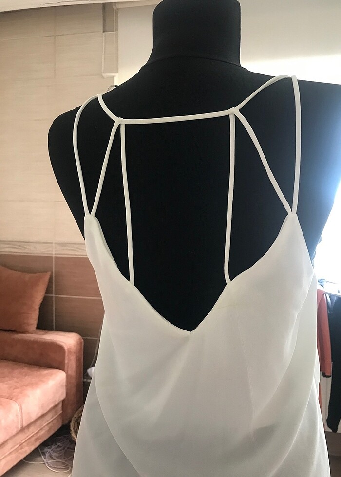 Sırt detaylı Askılı bluz - Görsel 3