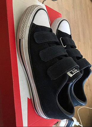 37 Beden siyah Renk Siyah converse