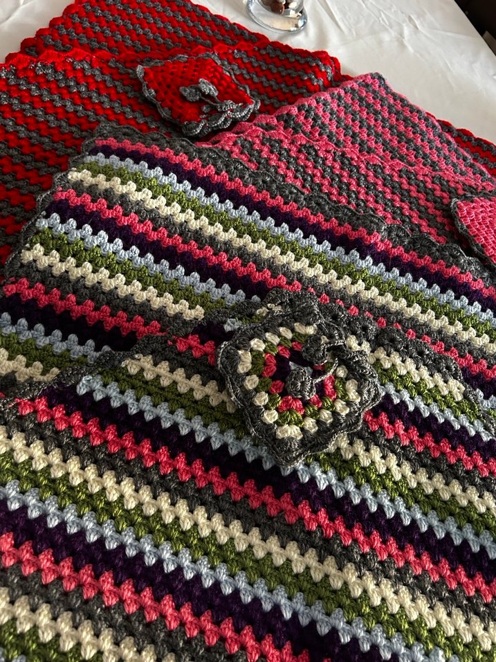 Çok Renkli Çizgili Örgü Seccade - Görsel 4