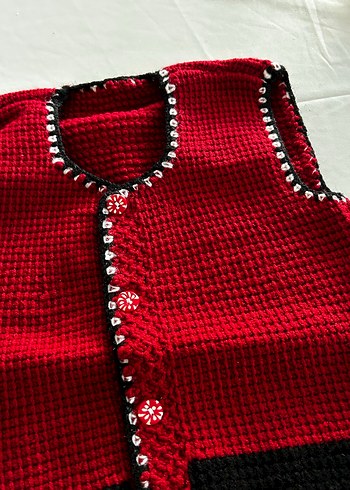 Çocuk Kırmızı Örgü Yelek - Görsel 3
