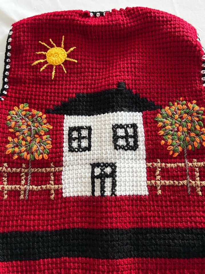 Çocuk Kırmızı Örgü Yelek - Görsel 4