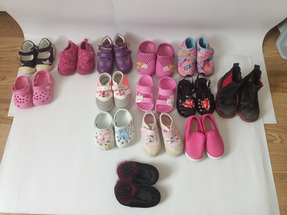 Kız Çocukları için Renkli Velcro Bantlı Terlik ve Sandalet - Görsel 2