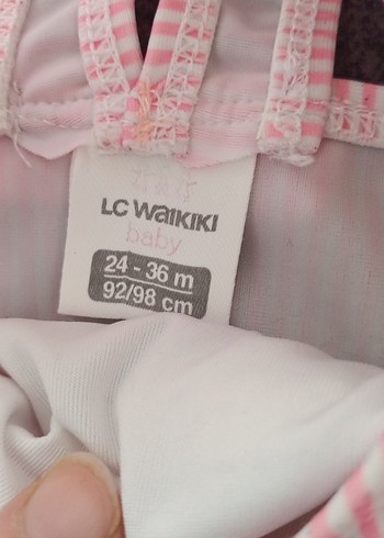 2-3 yaş mayo ve 2 şort - Görsel 2