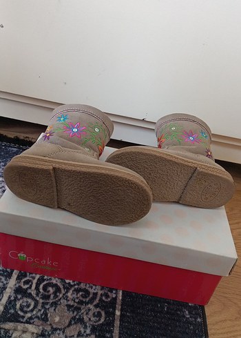 Kız Çocuk Nakışlı Süet Bej Bot - Görsel 3