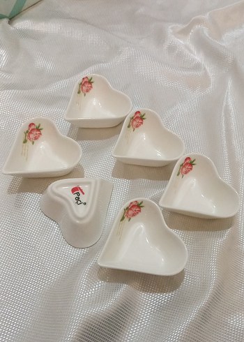 Desenli Kalp Şeklinde porselen Tabak Seti - Görsel 4