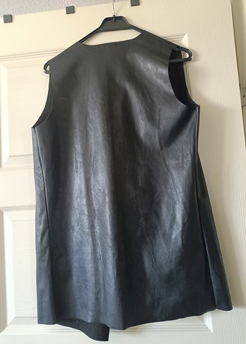 Drapeli Siyah Deri Kadın Yelek - Görsel 5