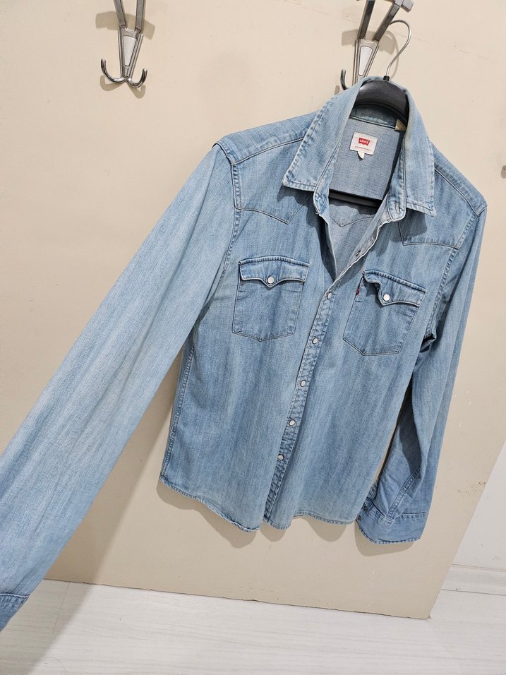 Levis Açık Mavi Denim Gömlek — görsel 2/5