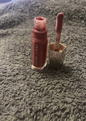 Fenty Beauty Parlak Lipgloss - Görsel 2