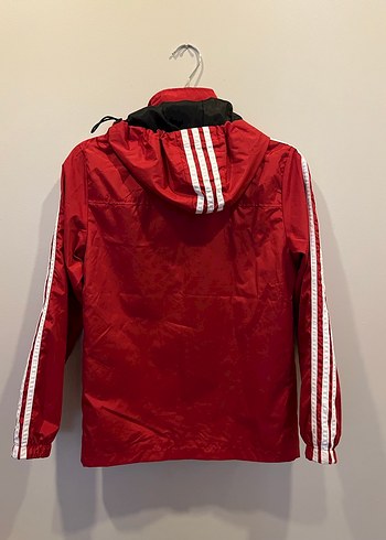 Adidas Kırmızı Kapüşonlu Erkek Yağmurluk - Görsel 2