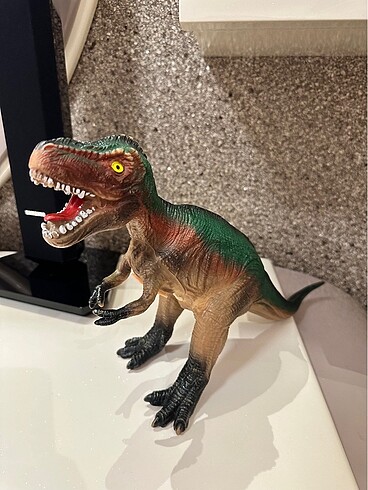 Yumuşak Plastik Sesli Dinozor T-Rex