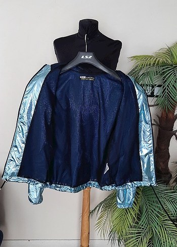 Parlak Mavi Kapüşonlu Kadın Yağmurluk - Görsel 7